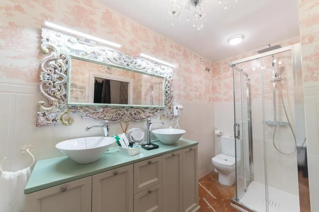 Room, Rey Don Pedro Luxury Home, Seville