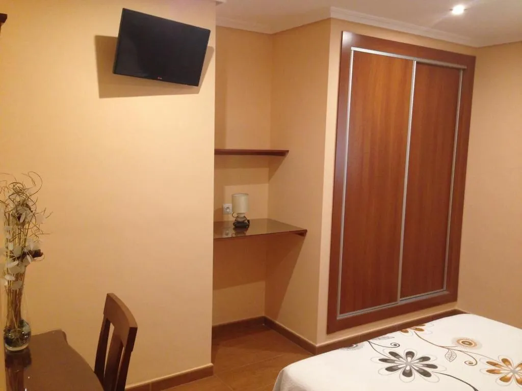 Room, Hostal Avenida, Andalucia
