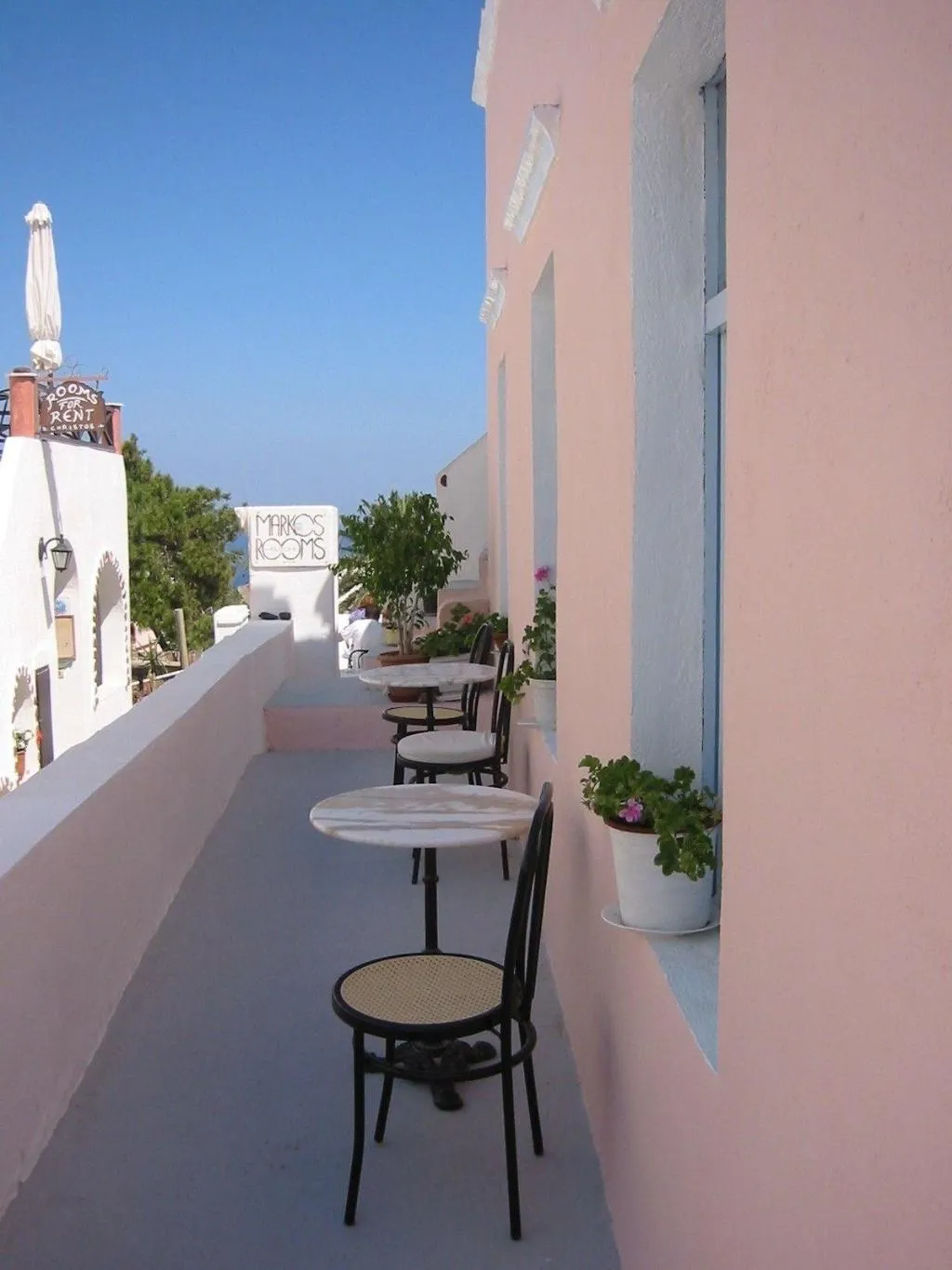 Room, Marcos Rooms, Santorini