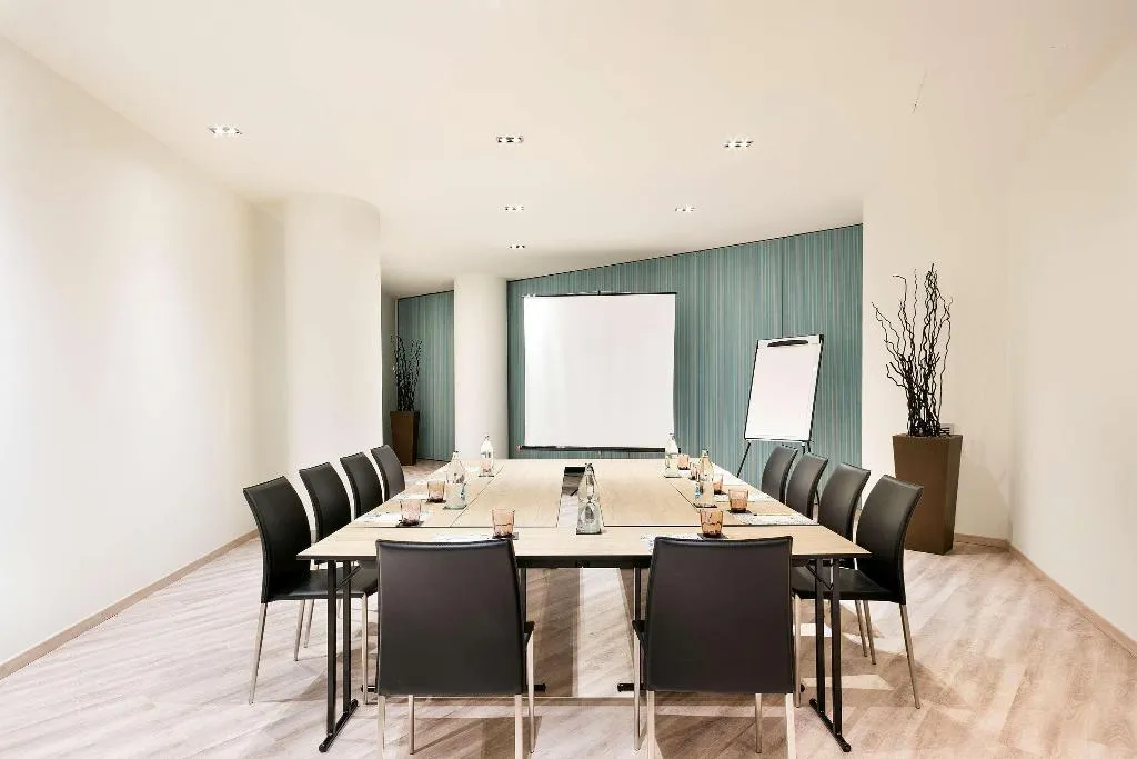 Conferences, Hotel Barcelona Condal Mar Affiliated by Meliá, Barcelona