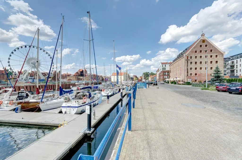 Sports and Entertainment, Dom & House - Apartments Old Town Szafarnia, Gdansk