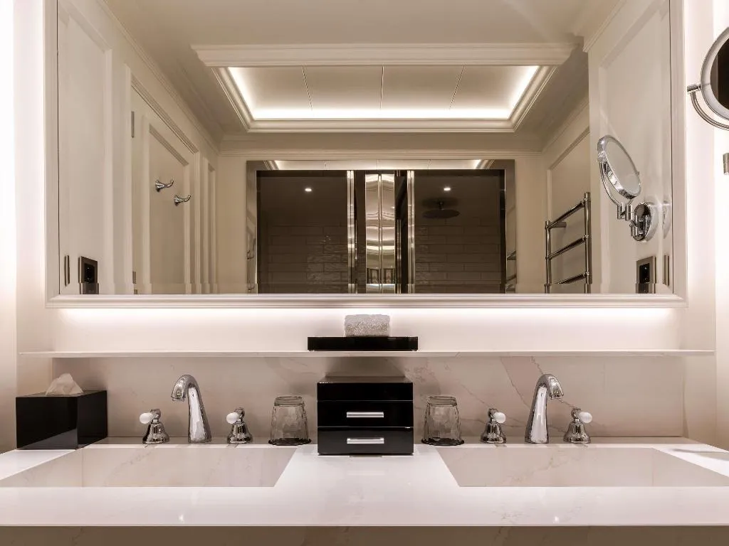 DOUBLE ONE BED Room, Sofitel Barcelona Skipper, Barcelona