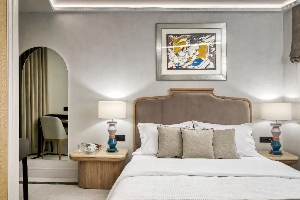 SUITE STANDARD Room, Athenian Foss, Athens