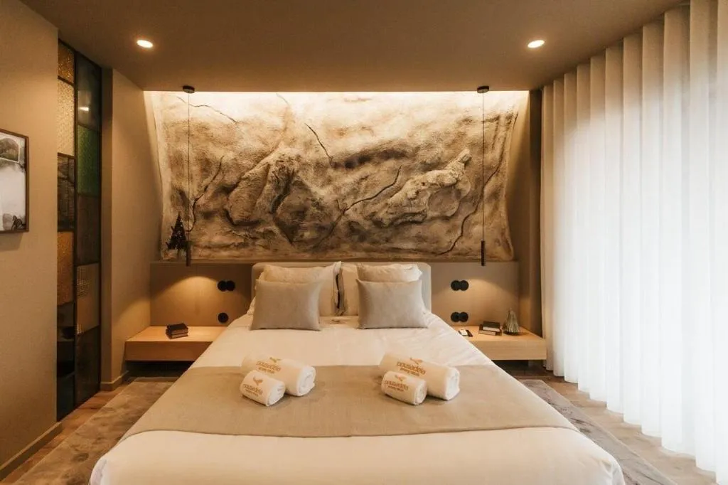 Room, Pousadela Village, Porto