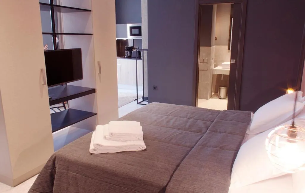 STUDIO WITH TERRACE Room, Be Mate Málaga Soho, Costa Del Sol