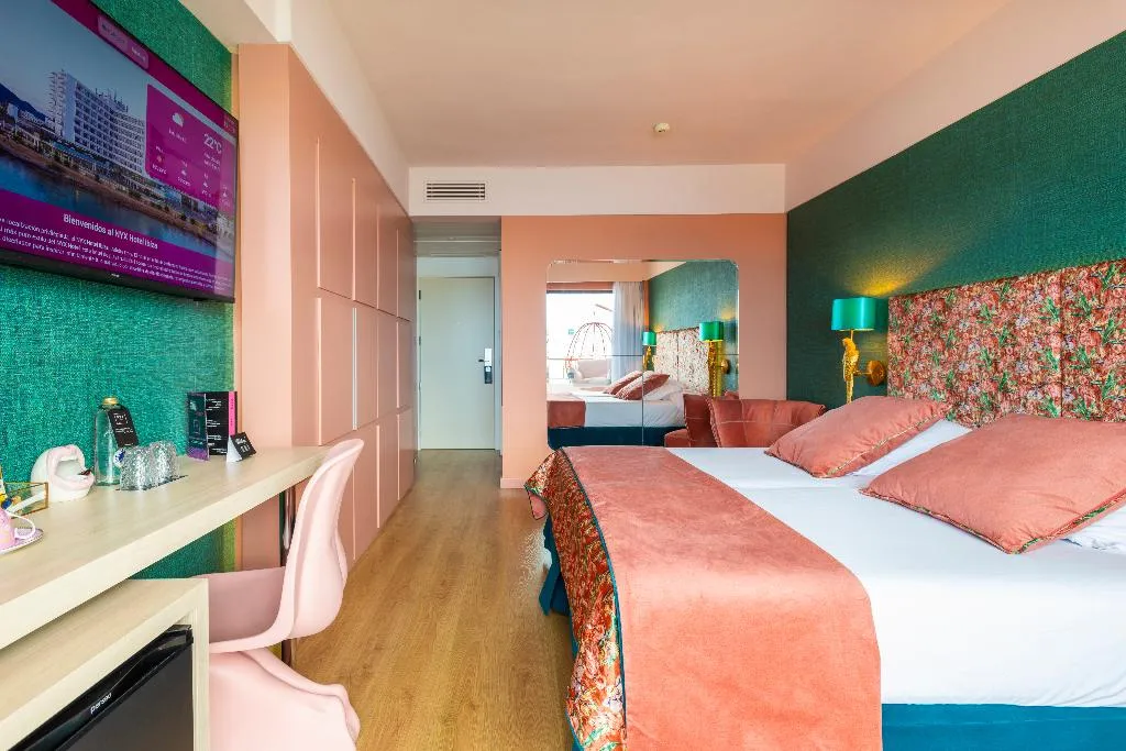 DOUBLE SUPERIOR SEA VIEW Room, NYX Hotel Ibiza - Adults only, Ibiza
