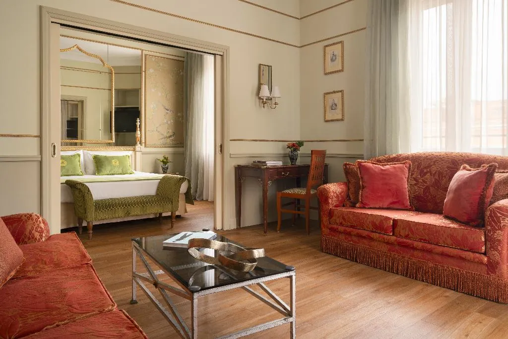 Room, Degli Aranci, Rome