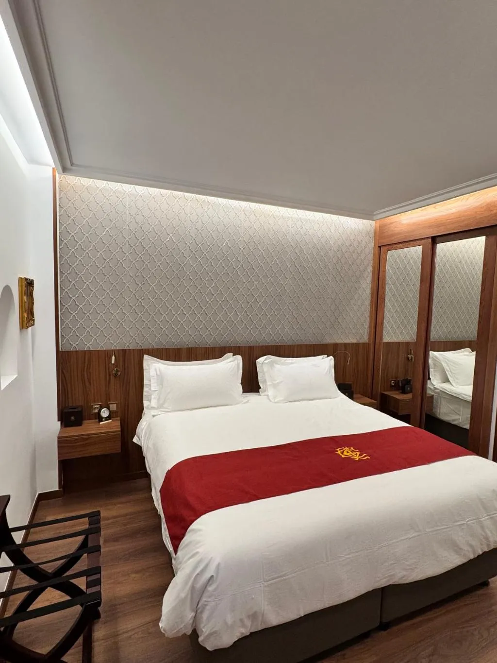 TRIPLE CAPACITY 3 ONE BEDROOM Room, Hotel Boutique Casón De Los López, Madrid