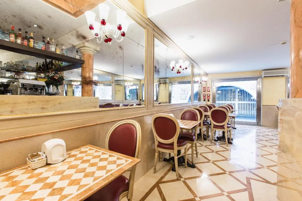 Bar, Hotel Alcyone, Venice