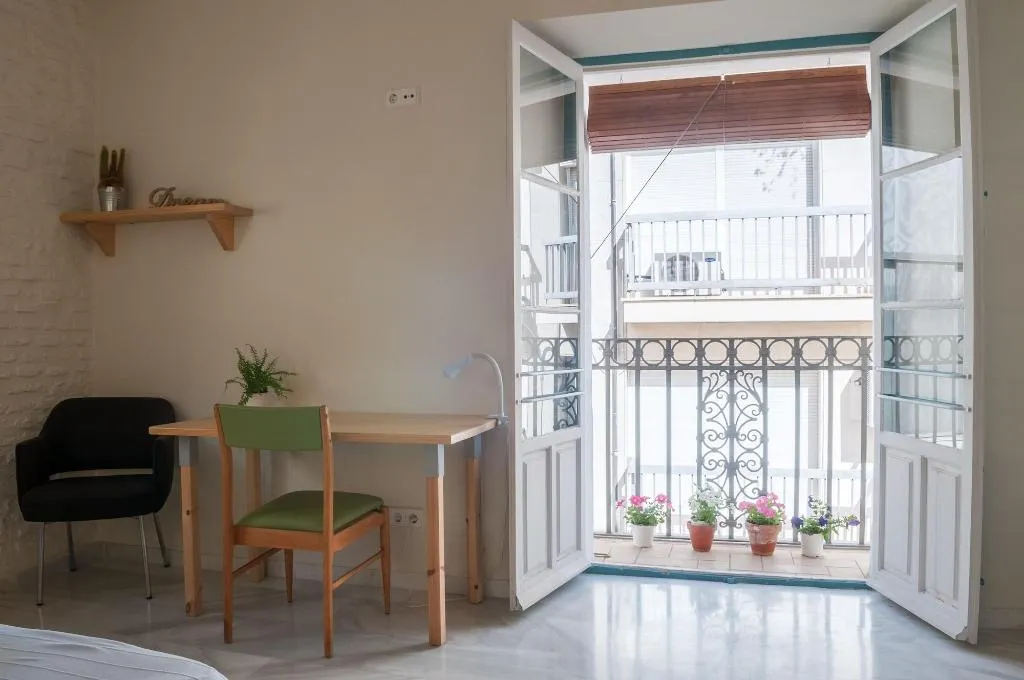 Room, The Nomad Hostel, Seville