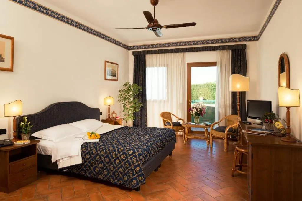 Room, Fattoria Degli Usignoli, Florence