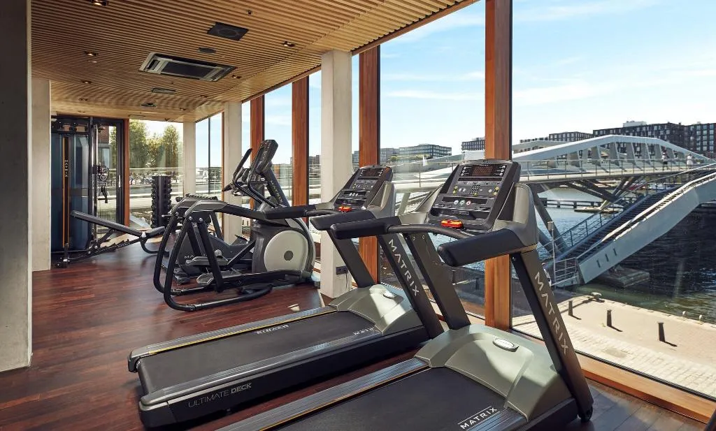 Sports and Entertainment, Hotel Jakarta Amsterdam, Amsterdam
