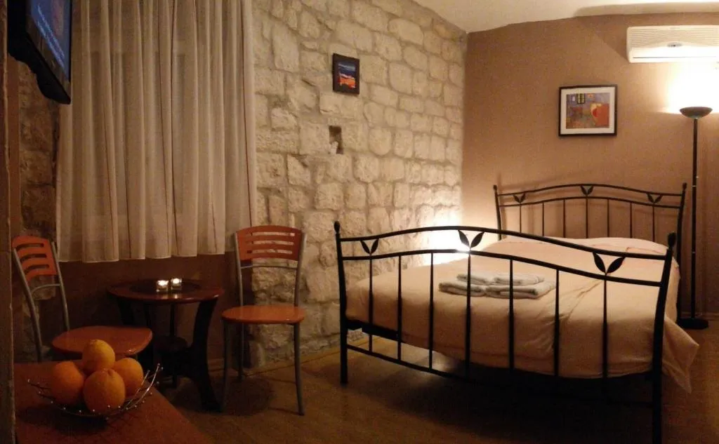 General view, Carol Rooms, Split