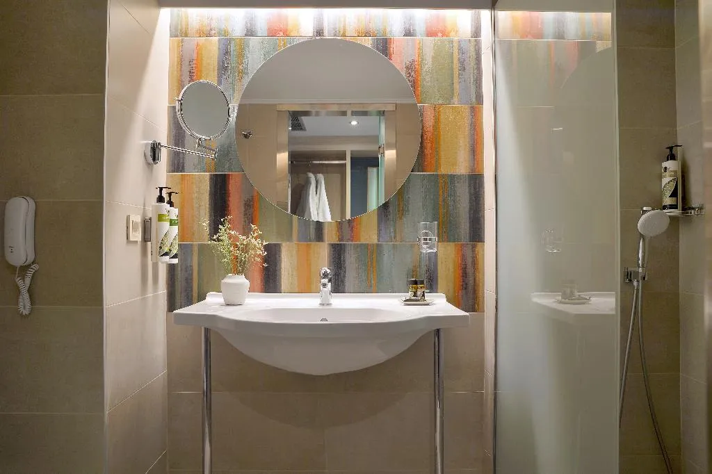 JUNIOR SUITE STANDARD Room, Airotel Alexandros, Athens