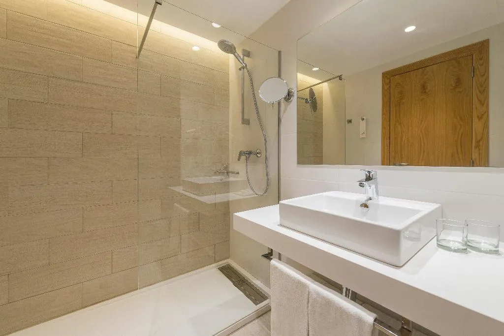 Double or Twin WITH BALCONY Room, JS Sol de Alcudia, Majorca