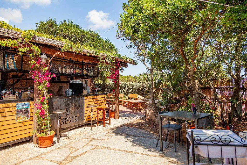 Restaurant, Lu Nibareddu Aparthotel, Olbia