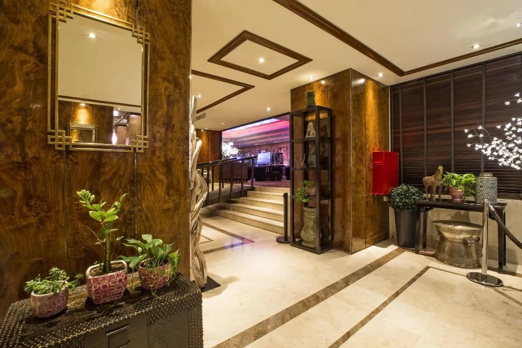 Lobby, President, Athens