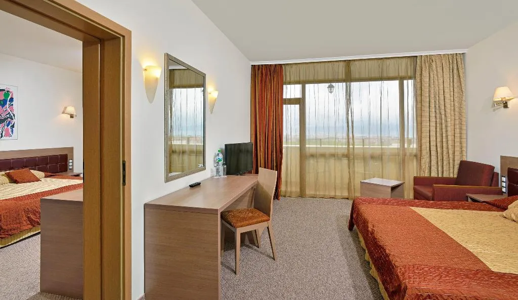 FAMILY ROOM WITH VIEWS Room, Sol Nessebar Palace All Inclusive, Bourgas