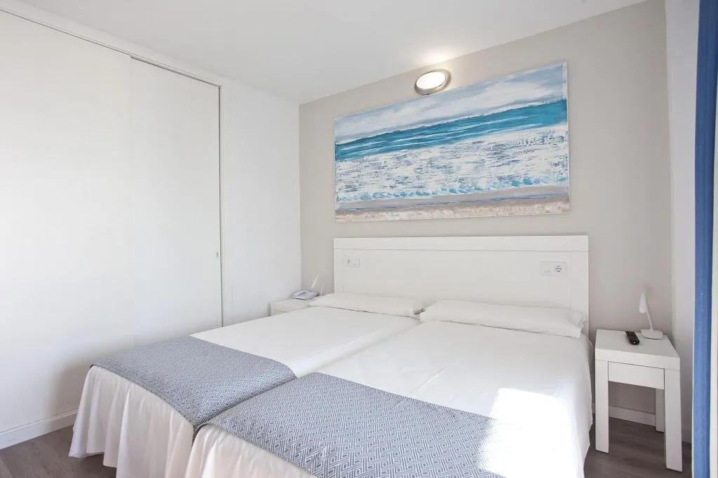 APARTMENT TWO BEDS Room, HYB Eurocalas, Majorca