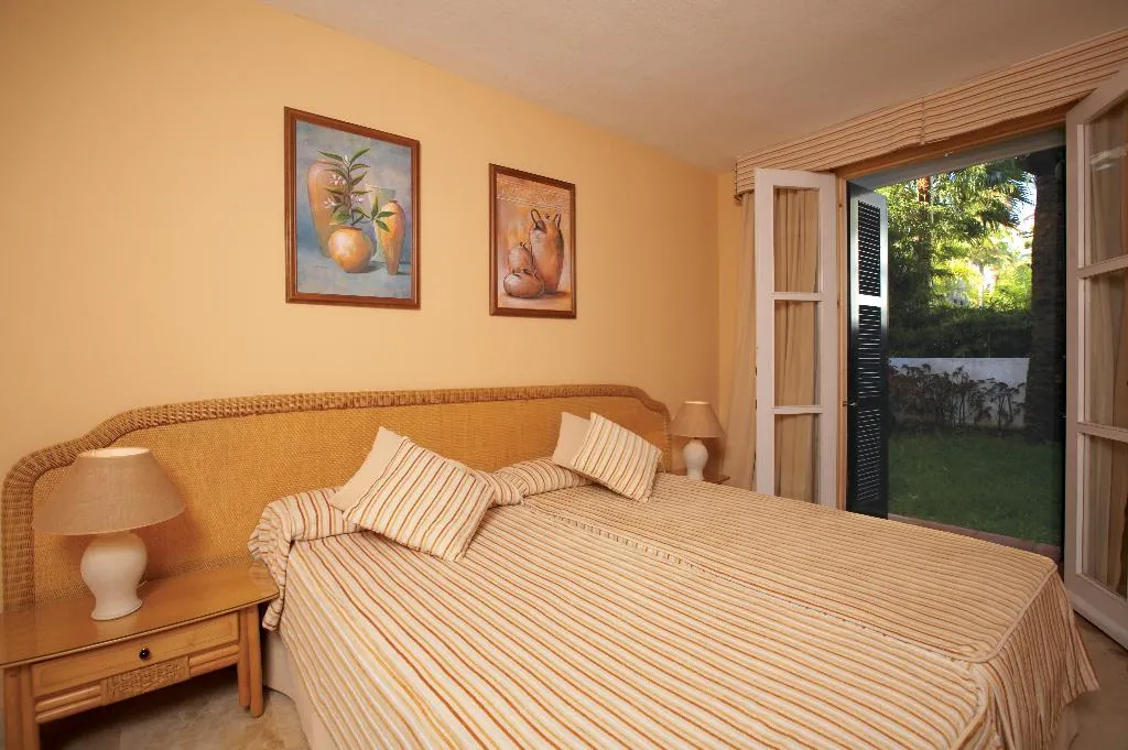 APARTMENT THREE BEDROOMS Room, Ona Alanda Club Marbella, Costa Del Sol