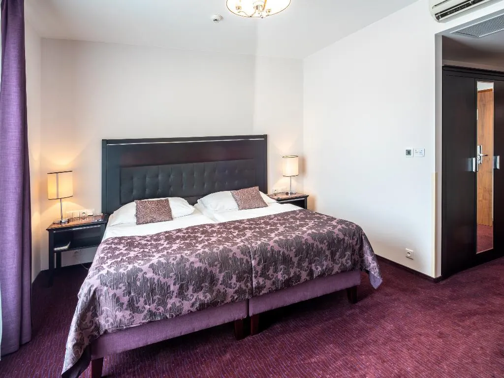 Double or Twin STANDARD Room, EA Hotel Embassy Prague, Prague
