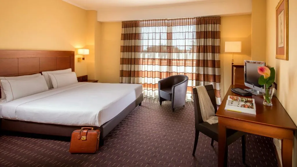 TRIPLE STANDARD Room, Hotel Capannelle, Rome