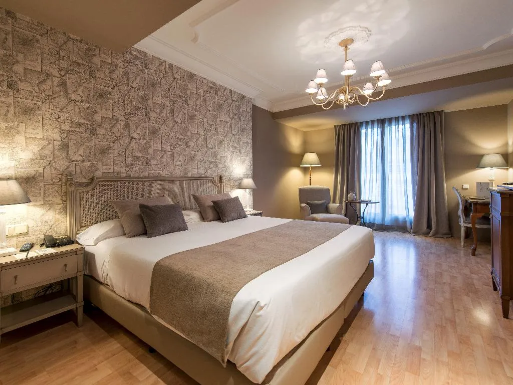 DOUBLE SINGLE USE SUPERIOR Room, Vincci Lys, Valencia