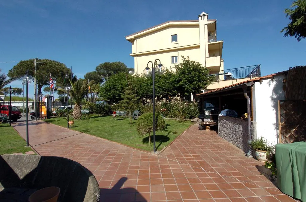 Terrace, O Sole Mio, Naples