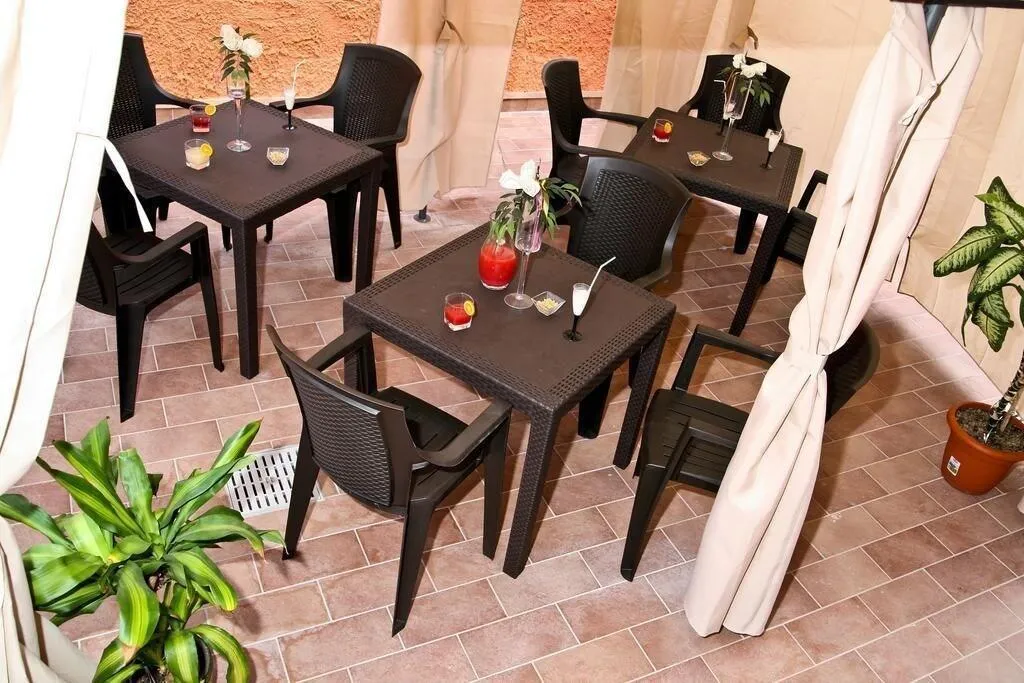 Restaurant, Villa Marogna Rooms And Breakfast, Alghero