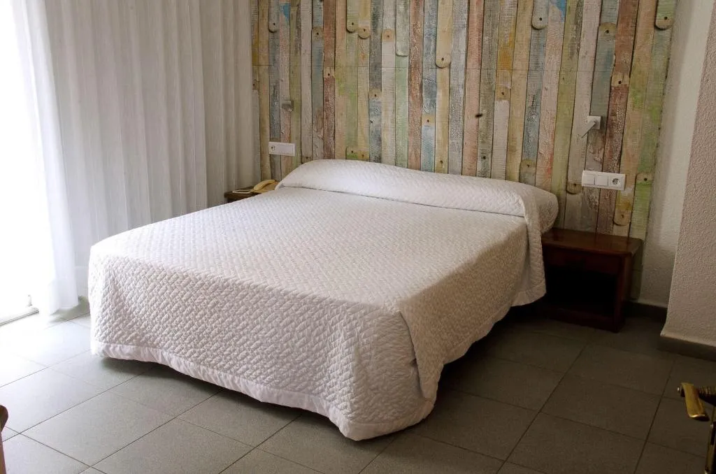Room, S'Agoita, Costa Brava