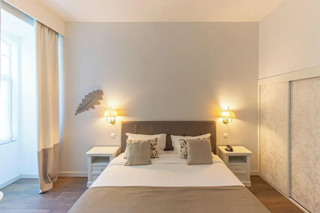 Room, Aguas do Geres, Porto