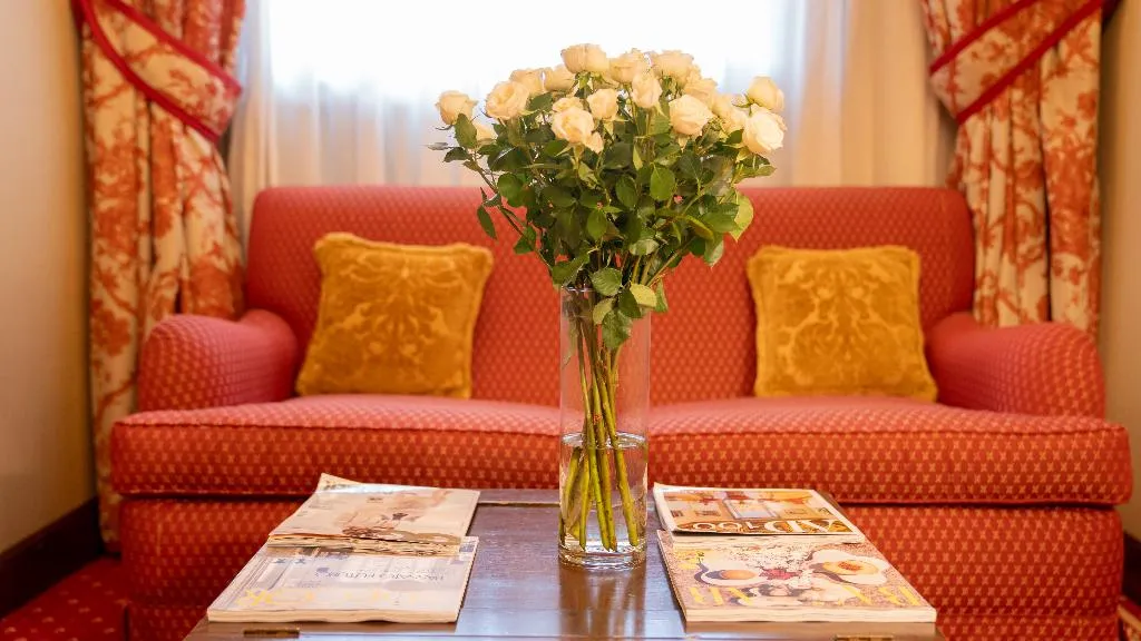 JUNIOR SUITE CAPACITY 2 Room, River Chateau, Rome