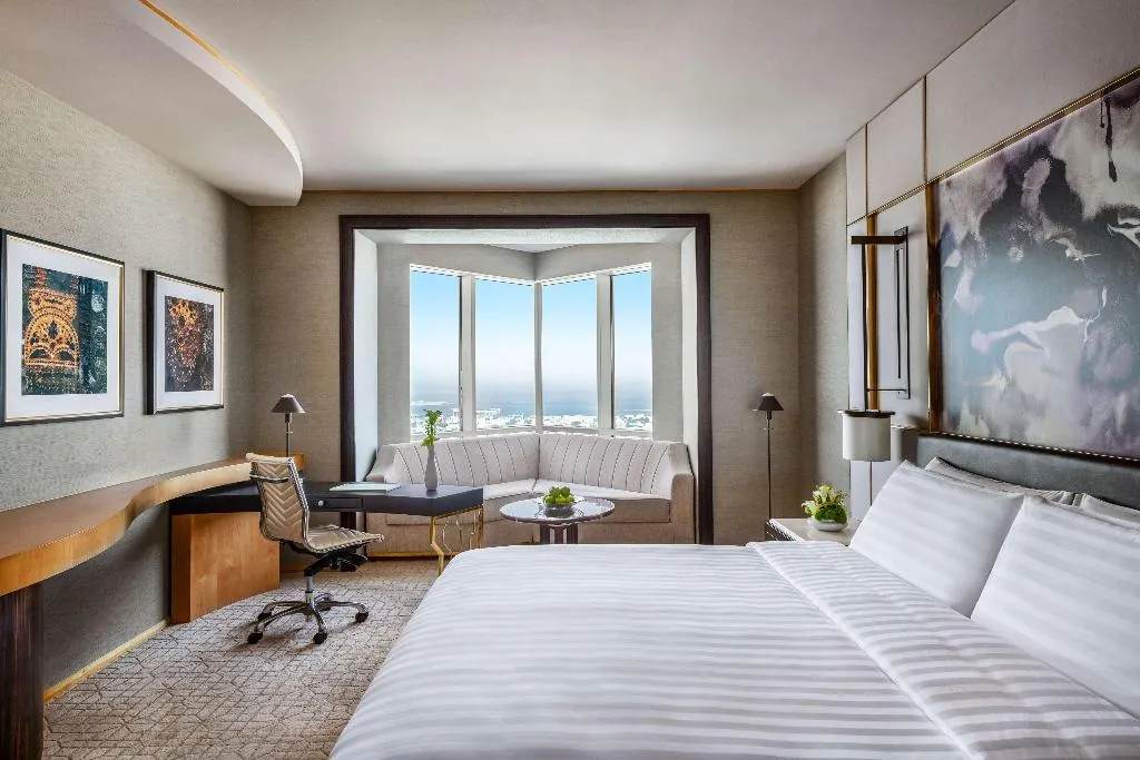 DOUBLE DELUXE SEA VIEW Room, Shangri-La Dubai, Dubai
