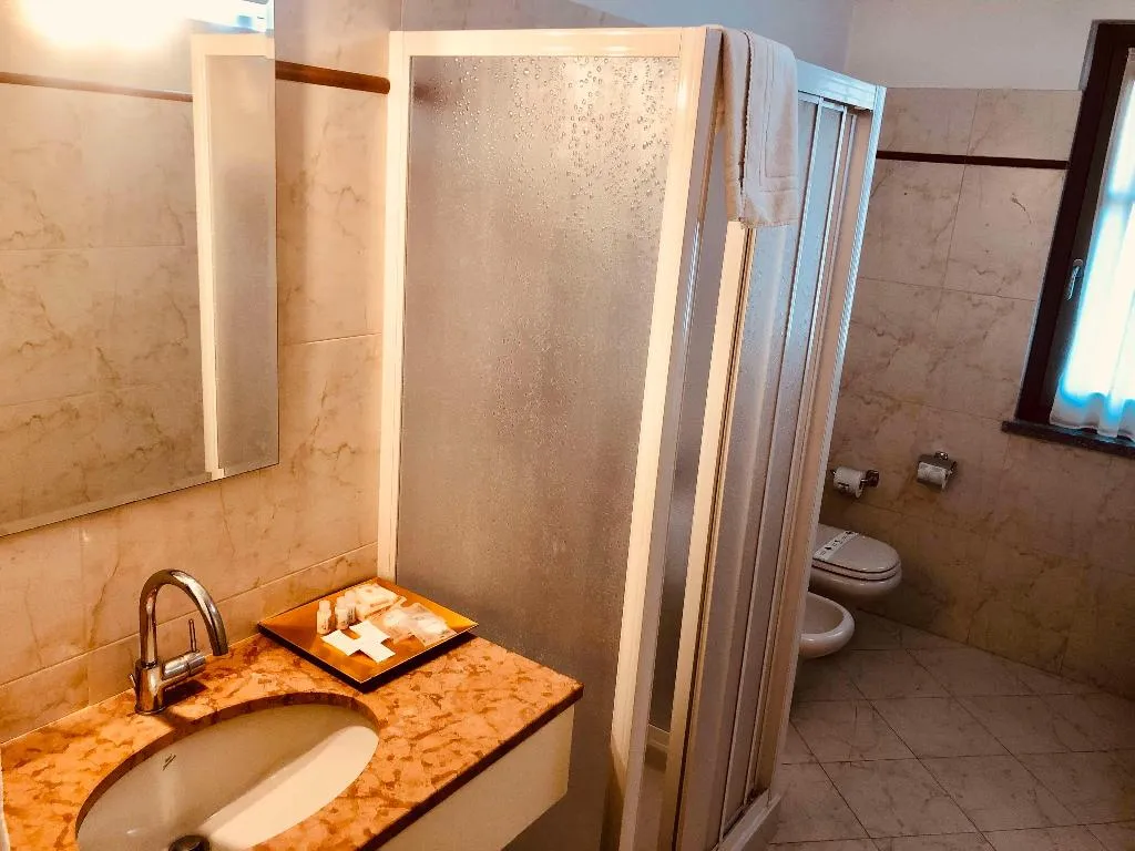 Room, Hotel Malpensa Inn, Milan