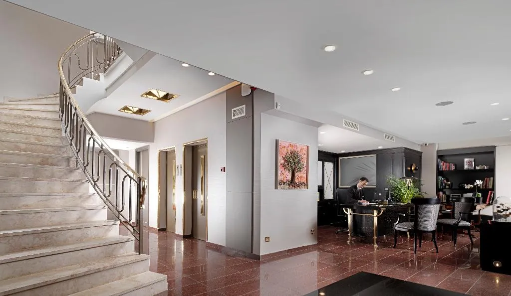 Lobby, Holiday Suites, Athens