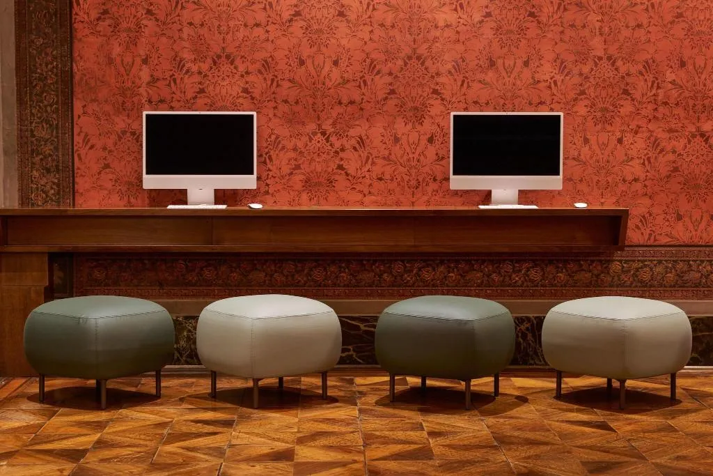 Lobby, Orto de Medici, Florence