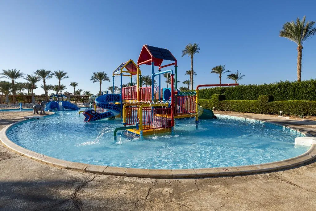 Pool, Continental Plaza Beach, Red Sea Riviera