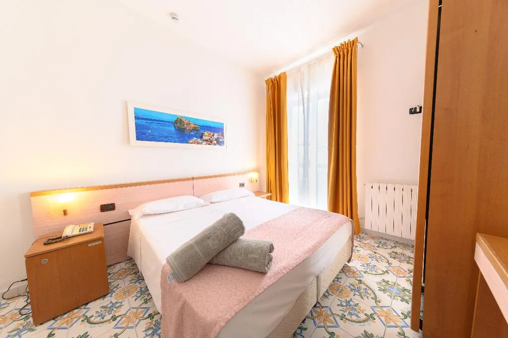 Double or Twin CLASSIC Room, Hotel Oriente - Beach & Spa, Naples