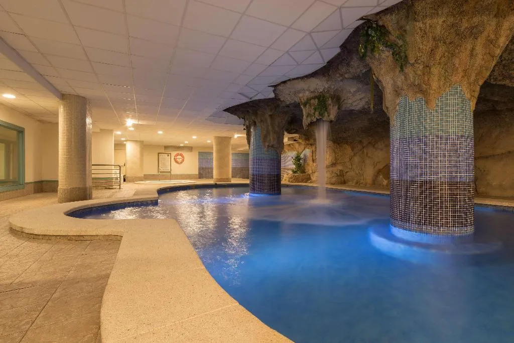 Pool, htop Royal Star, Costa Brava
