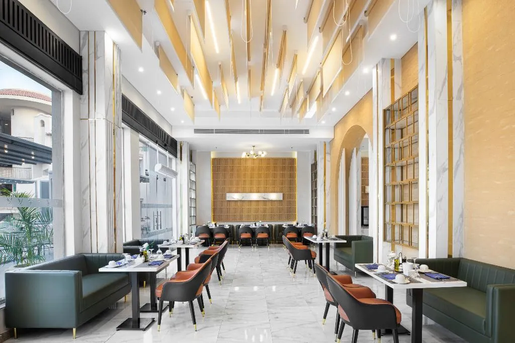 Restaurant, The V Luxury Resort Sahl Hasheesh, Red Sea Riviera