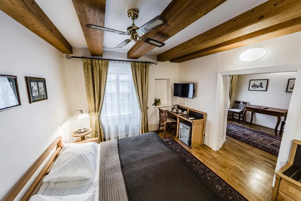 QUADRUPLE STANDARD Room, Archibald at the Charles Bridge, Prague