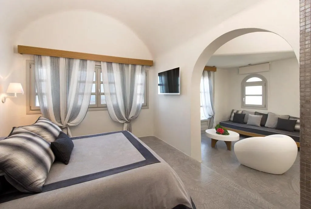 SUITE ONE BED Room, Avaton Resort & Spa, Santorini