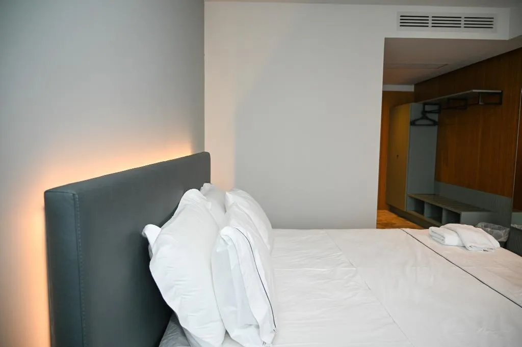 Room TWO KING BEDS Room, Adria Palace Hotel, Durres