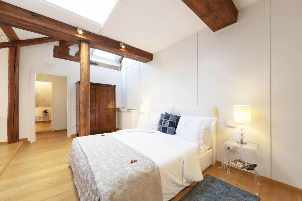 DOUBLE DELUXE Room, Palazzetto Pisani, Venice