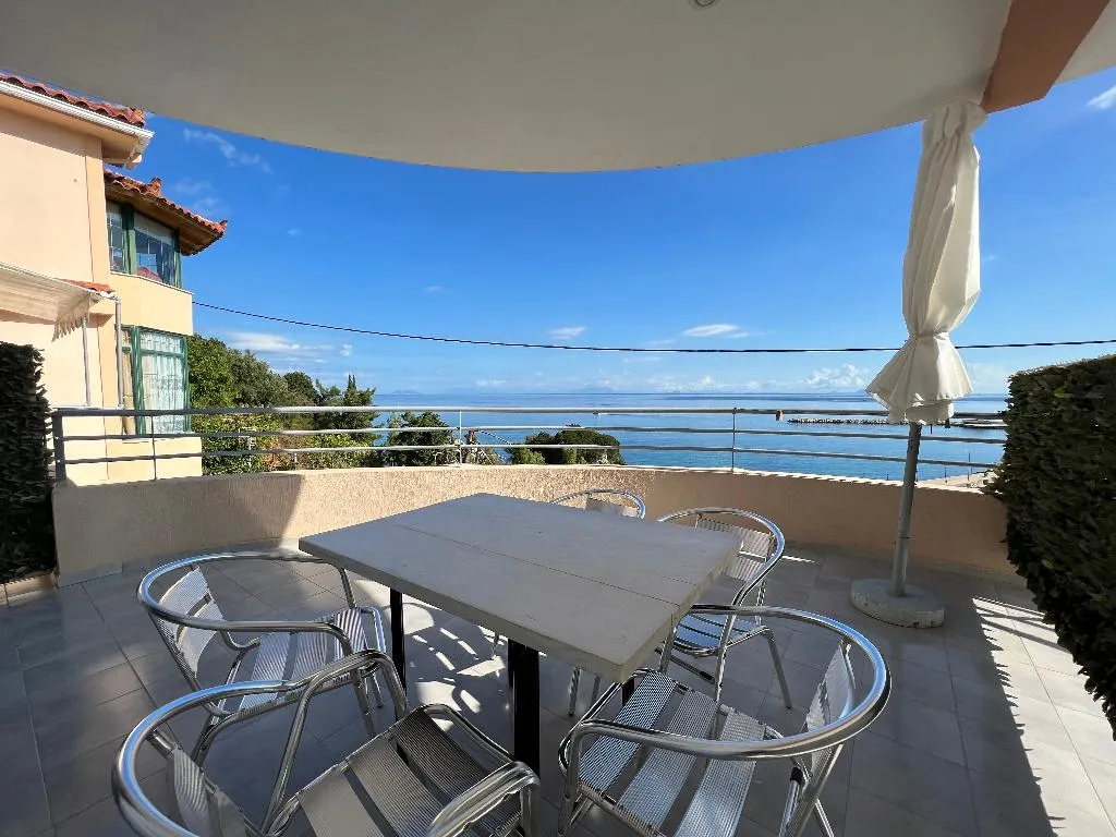 APARTMENT SUPERIOR Room, Harbour View, Kalamata