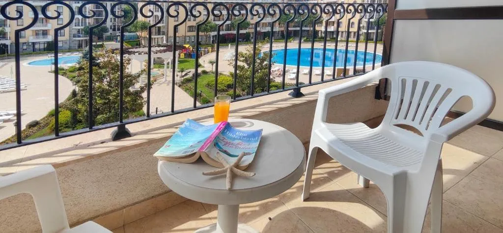 APARTMENT POOL VIEW ONE BEDROOM Room, Royal Sun Apartments, Bourgas