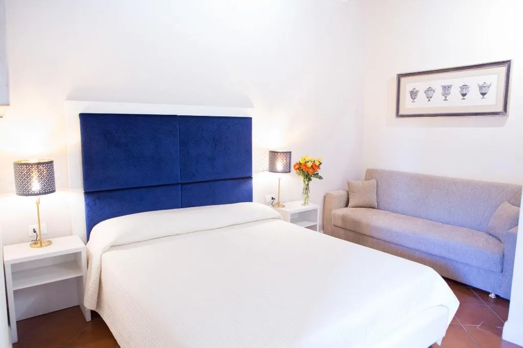 Room, Giuliani Home, Florence
