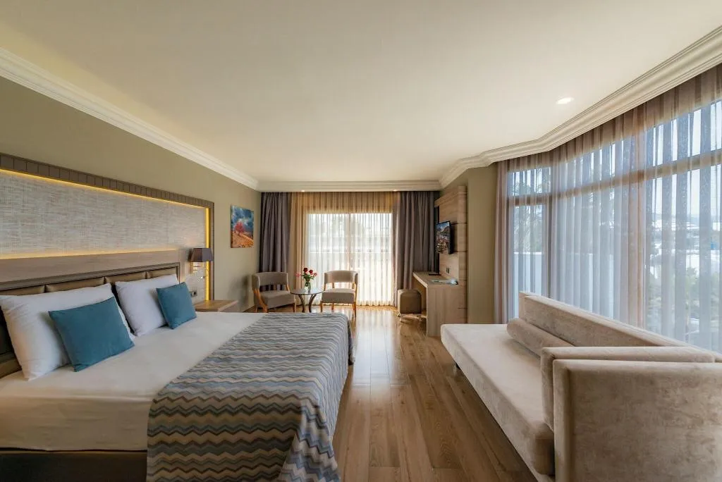 Room, Samara, Bodrum