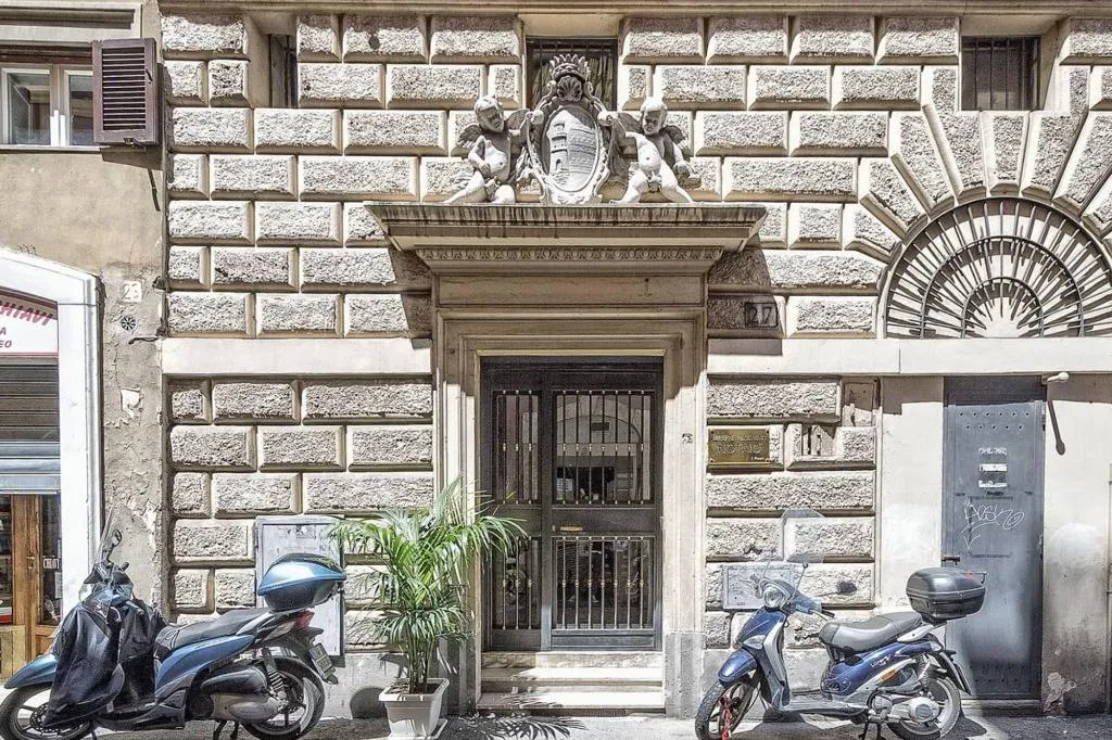 General view, Little Queen Relais, Rome