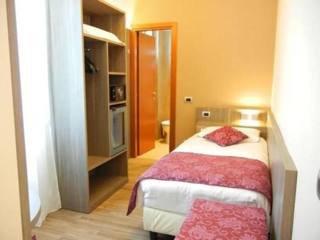 SINGLE EXECUTIVE Room, Hotel Delle Nazioni, Milan